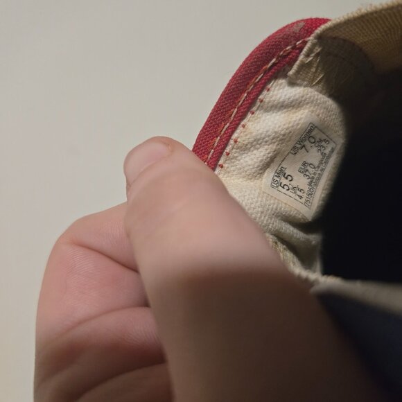 Slip on Vans Wmns 7, Mens 5.5 Red, yellow, blue - Picture 10 of 10